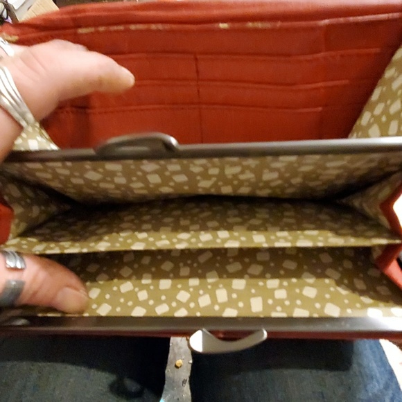 Van's wallet - Picture 3 of 5